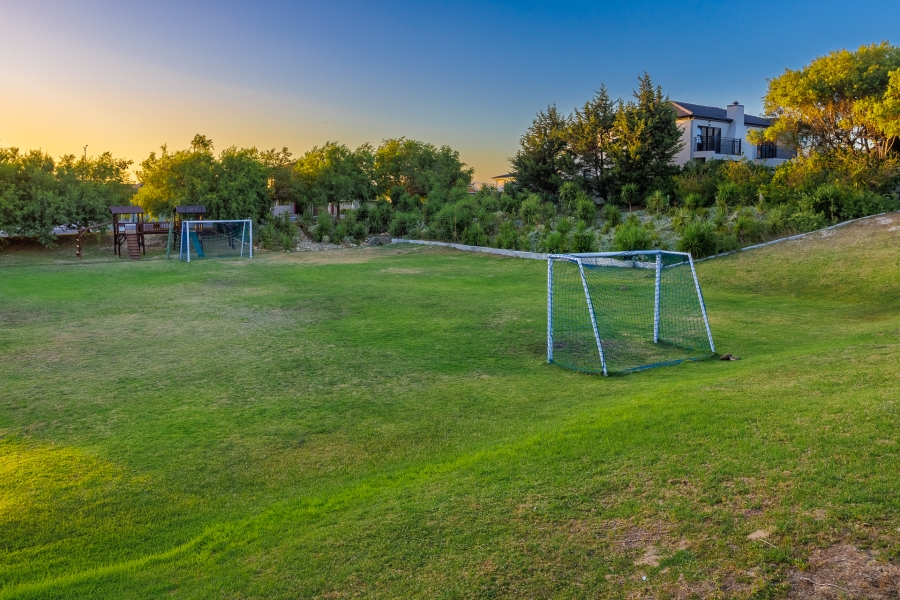 6 Bedroom Property for Sale in Deo Gracia Western Cape